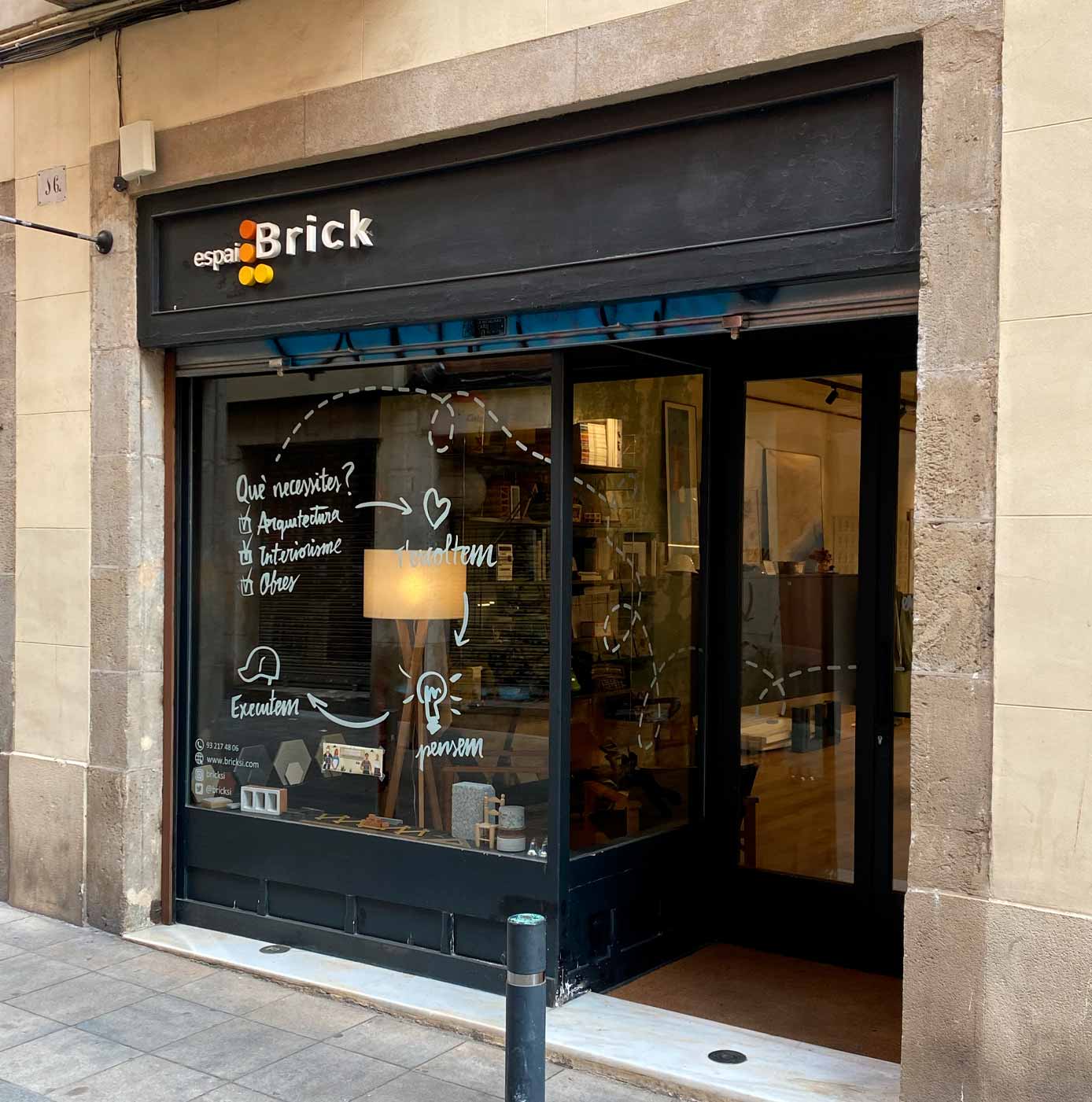 contactar-brick-serveis-interiorisme-arquitectura-reformes-barcelona