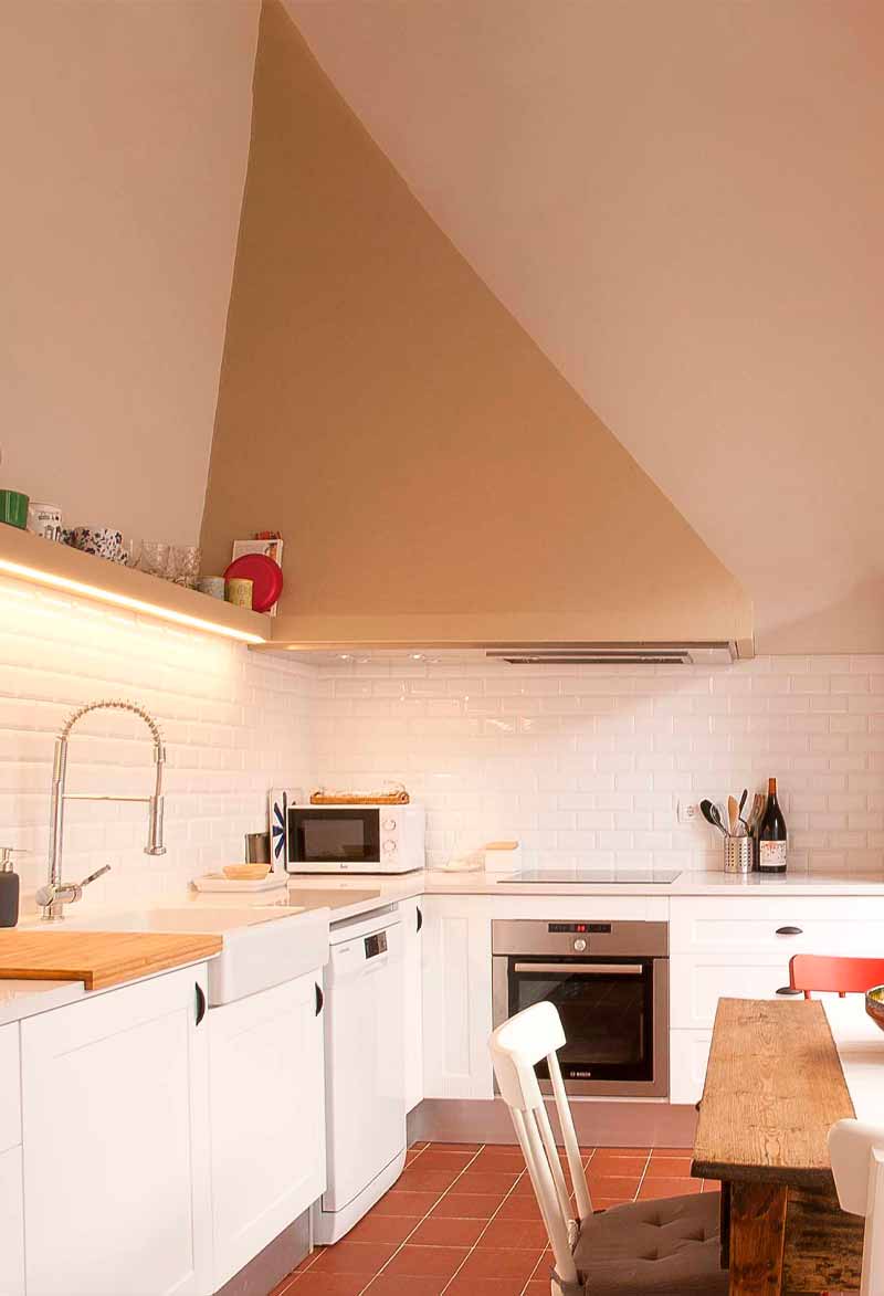 reformas-de-cocina-en-barcelona-brick-rehabilitacion-blanco reformas-de-cocina-en-barcelona-brick-rehabilitacion-blanco